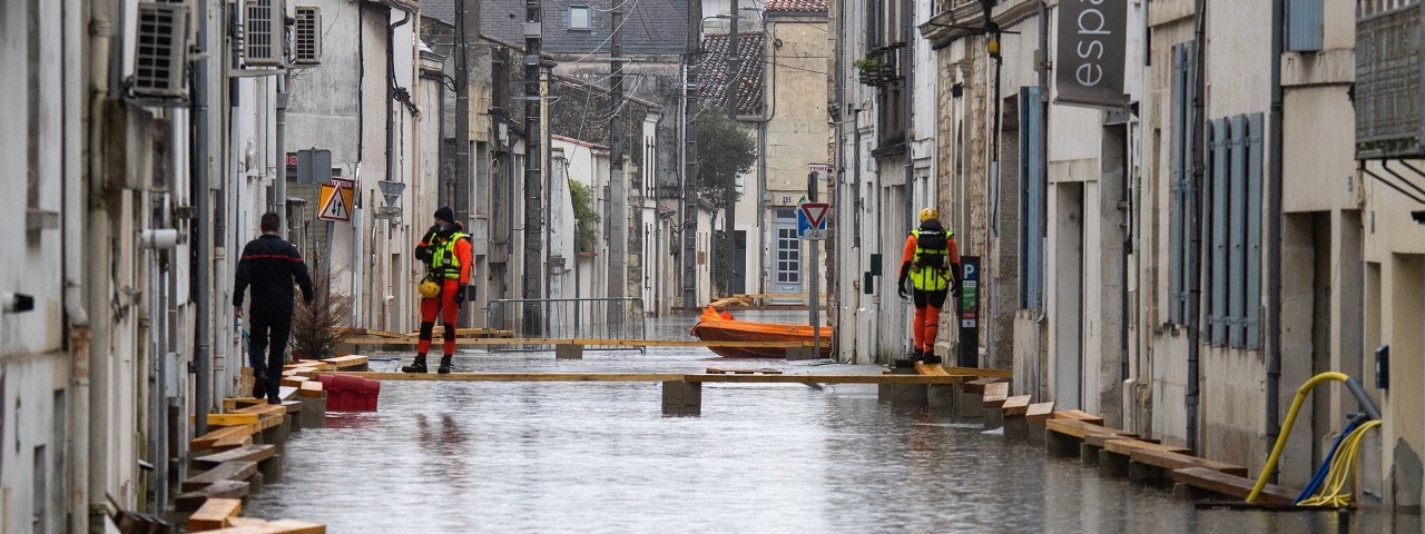 
		Consultez dès maintenant le bilan 2021 des catastrophes naturelles en France
	